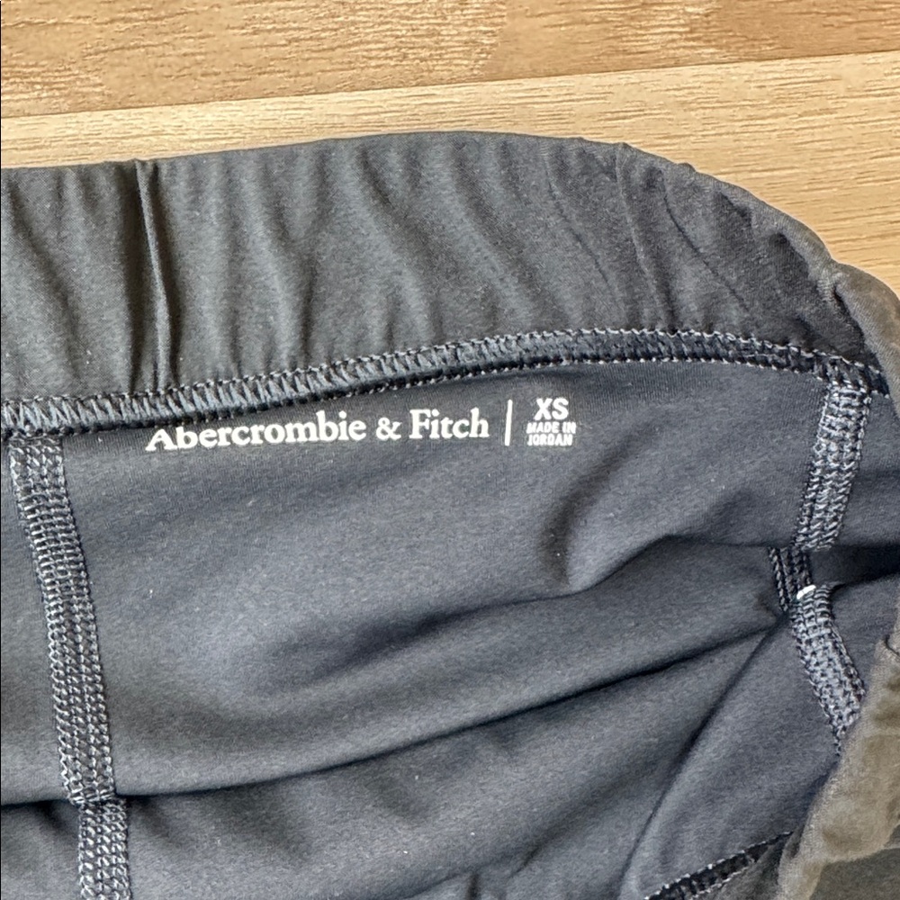 A&F - Mini Skort - Picture 5 of 9